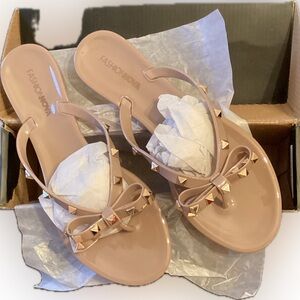 SHEIN studded flat sandal size 8 mocha colored. NWT and original box